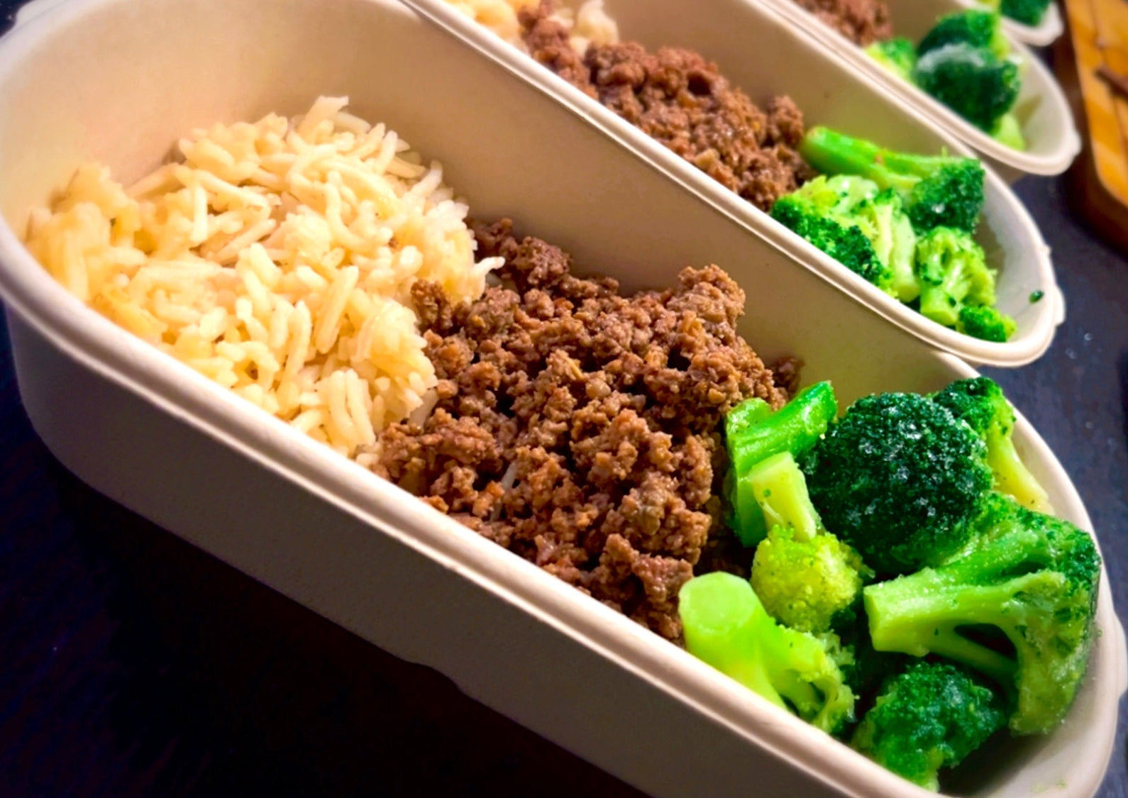 Lean beef with rice and broccoli